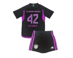 Bayern Munich Jamal Musiala #42 Gostujuci Dres za Dječji 2023-24 Kratak Rukavima (+ kratke hlače)